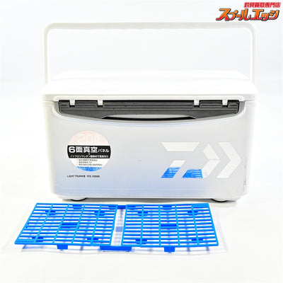 【ダイワ】 ライトトランク3 VSS 2000R シルバー 6面真空 クーラーボックス 20L DAIWA LIGHT-TRUNK III K_170