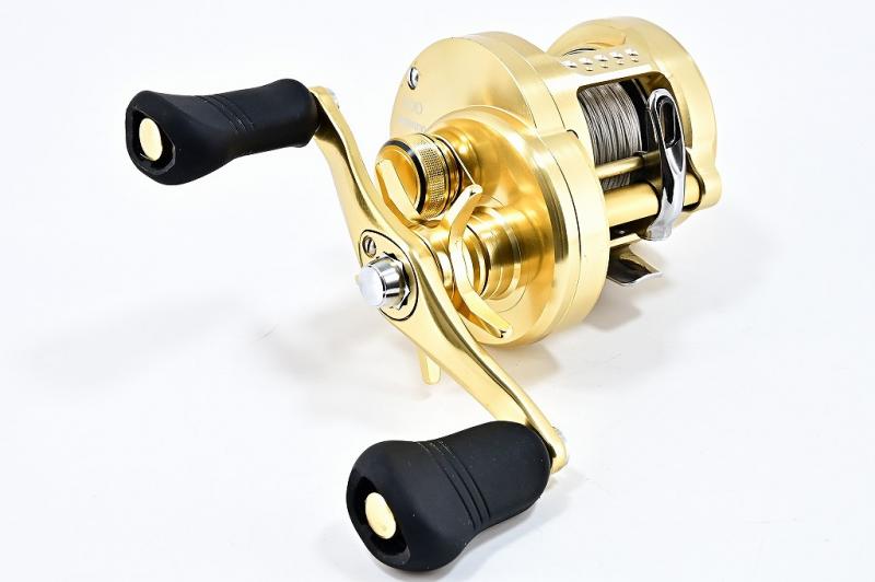 シマノ】 18カルカッタ コンクエスト 300 SHIMANO CALCUTTA CONQUEST