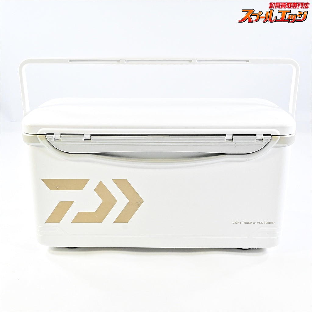 【ダイワ】 ライトトランク4 IV VSS 3000RJ ゴールド 6面一体真空パネル クーラーボックス DAIWA LIGHT-TRUNK K_180