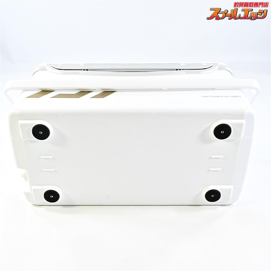 【ダイワ】 ライトトランク4 IV VSS 3000RJ ゴールド 6面一体真空パネル クーラーボックス DAIWA LIGHT-TRUNK K_180