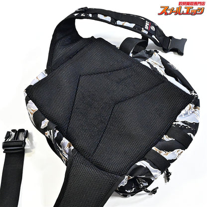 【スイムベイトアンダーグラウンドxスーパーベイト】 タンクバッグ タイガーカモ SWIMBAIT UNDERGROUNDxSUPERBAIT TANKBAG K_100