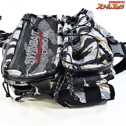 【スイムベイトアンダーグラウンドxスーパーベイト】 タンクバッグ タイガーカモ SWIMBAIT UNDERGROUNDxSUPERBAIT TANKBAG K_100