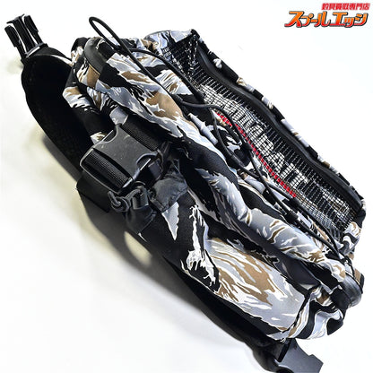 【スイムベイトアンダーグラウンドxスーパーベイト】 タンクバッグ タイガーカモ SWIMBAIT UNDERGROUNDxSUPERBAIT TANKBAG K_100