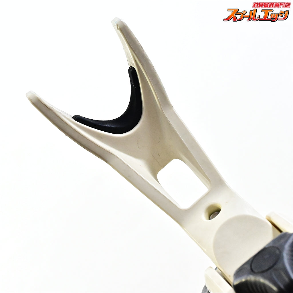 【ダイワ】 ライトホルダー 160CH ホワイト 尻手リング付 ロッドキーパー ロッドクランプ 竿受 DAIWA LIGHT-HOLDER K_060