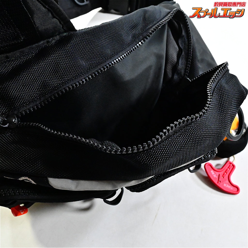 【ブルーストーム】 救命胴衣付タックルバッグ BSJ-7120 桜マーク有り 2016年4月製造分 BLUESTORM TYPE-F K_100