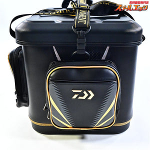 【ダイワ】 トーナメント クールバッグ 38D ゴールドブラック 約35x52x34cm DAIWA TOURNAMENT COOL-BAG K_160
