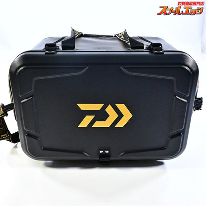 【ダイワ】 トーナメント クールバッグ 38D ゴールドブラック 約35x52x34cm DAIWA TOURNAMENT COOL-BAG K_160