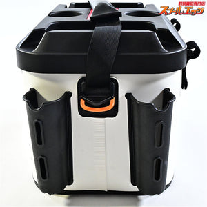 【マズメ】 オカッパリバッカン2 MZBK-627 ホワイト mazume Okappari bakkan II タックルボックス K_120