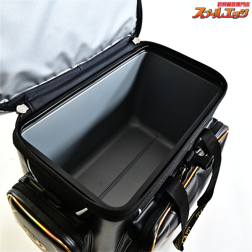 【ダイワ】 トーナメント クールバッグ 38D ゴールドブラック DAIWA TOURNAMENT COOL BAG K_164