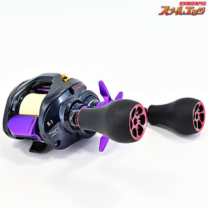 【ダイワ】 21スティーズ A TW HLC 8.1R SLPW MCスタードラグパープル&KDWオフセットクラッチ ディープパープル&ゴメクサス カーボンクランクカスタムハンドル 105mm TPEハンドルノブ&カラーパーツ装着 DAIWA STEEZ