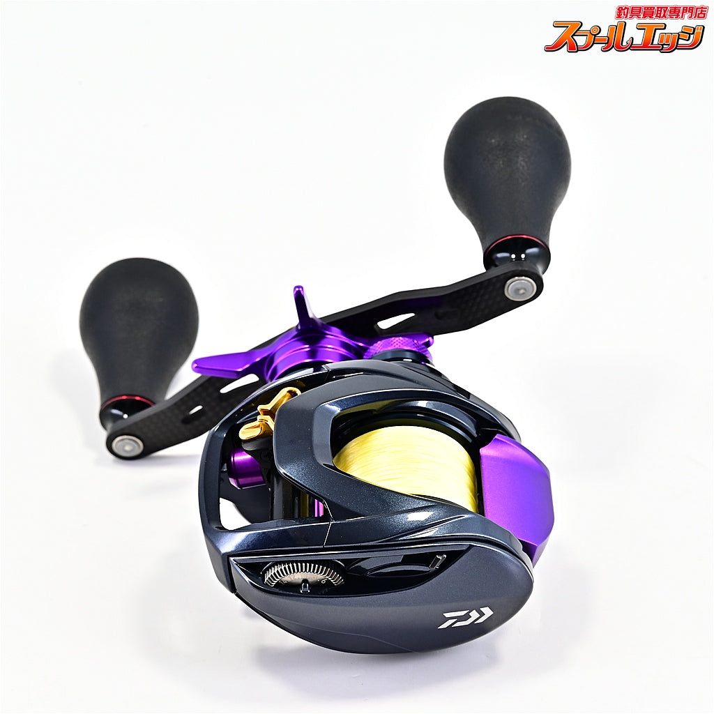 【ダイワ】 21スティーズ A TW HLC 8.1R SLPW MCスタードラグパープル&KDWオフセットクラッチ ディープパープル&ゴメクサス カーボンクランクカスタムハンドル 105mm TPEハンドルノブ&カラーパーツ装着 DAIWA STEEZ