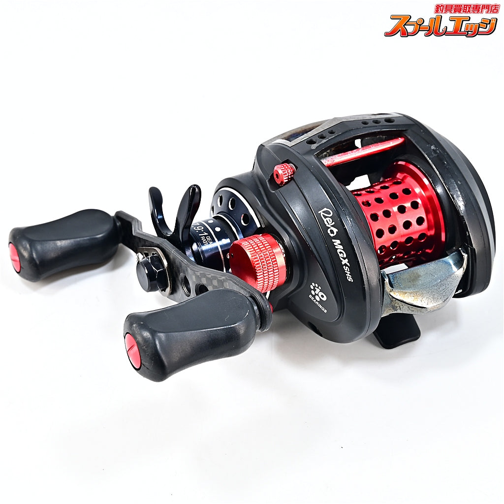 【アブガルシア】 アンバサダー レボ MGX-L SHS ギア比7.9:1 KTF90mmオフセットカーボンハンドル/メカニカルキャップ&アブワークスシャロースプール装着 Abu Garcia Revo