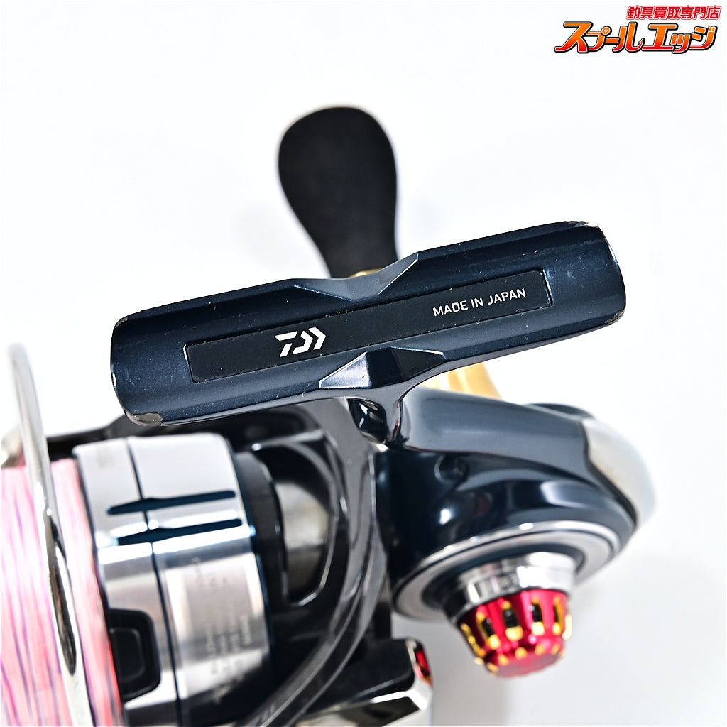 【ダイワ】 19セルテート LT 3000-CXH SLPW RCS45mmマシンカットハンドル&パワーライトSハンドルノブ&スピニングハンドルキャップ装着 DAIWA CERTATE
