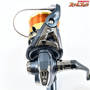 【シマノ】 25アルテグラ C2000SHG アベイルPOMノブホワイト&ノブキャップゴールド装着 SHIMANO ULTEGRA