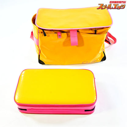 【がまかつ】 がまへら ライトバッグ2 へらバッグ PVC素材 イエロー/ピンク クッション付 GAMAKATSU LIGHT-BAG II K_192