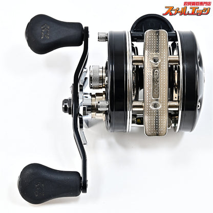 【アブガルシア】 アンバサダー 4601CA ファクトリーチューンド ブラック FN.00J22 ダイワ100mm純正ハンドル装着 Abu Garcia ambassadeur Black