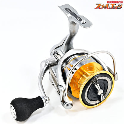 【ダイワ】 18フリームス LT 5000D-CXH カスタムハンドル50mm装着 DAIWA FREAMS