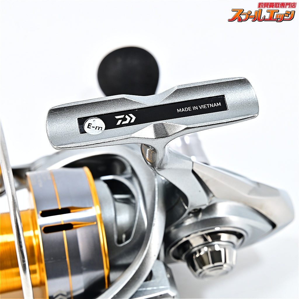【ダイワ】 18フリームス LT 5000D-CXH カスタムハンドル50mm装着 DAIWA FREAMS
