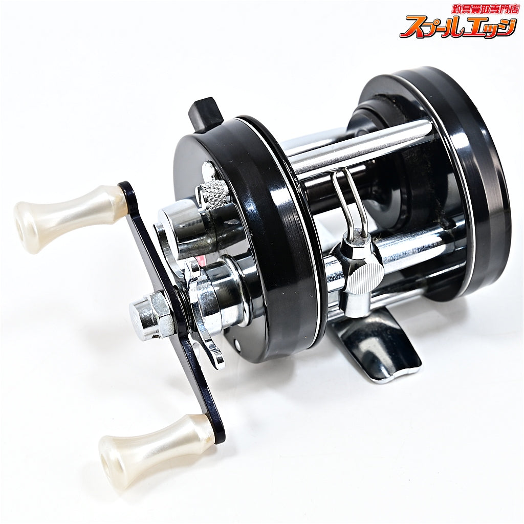 【アブ】 アンバサダー 2500C FN.70017/44 ブラック ハイスピード 山リム ラージクレスト ABU Ambassadeur