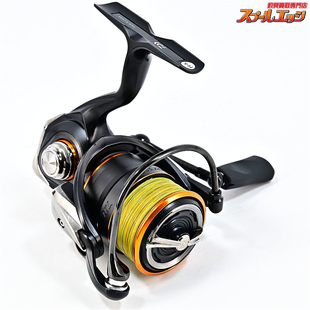 【ダイワ】 21プレッソ LT 2000SS-P リバイブ ファンネル カーボンハンドル RF42.5DA-FB フルブラック キャスティング限定 アルカスラインローラーシステムキット装着 DAIWA PRESSO