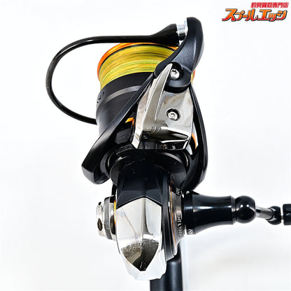 【ダイワ】 21プレッソ LT 2000SS-P リバイブ ファンネル カーボンハンドル RF42.5DA-FB フルブラック キャスティング限定 アルカスラインローラーシステムキット装着 DAIWA PRESSO