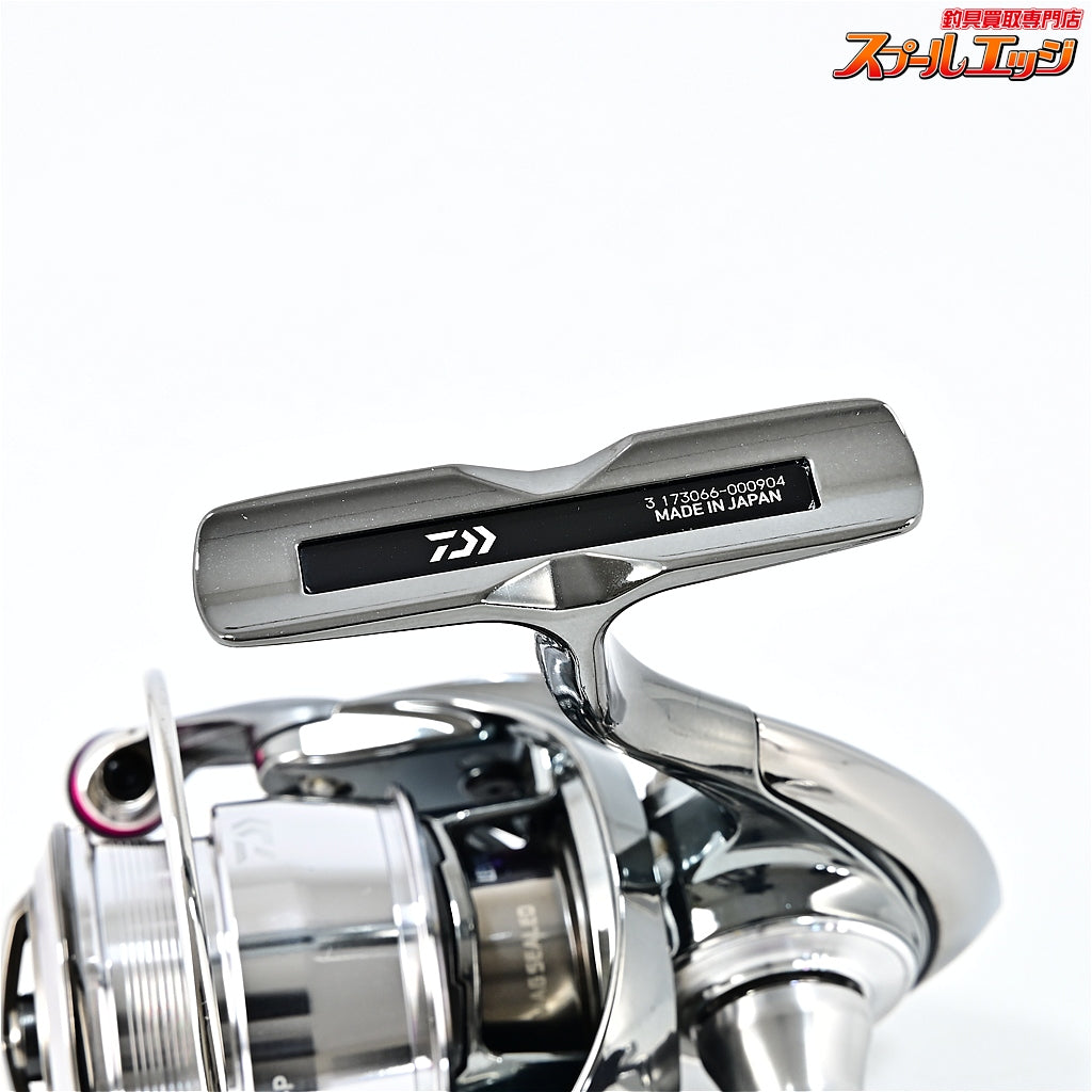 【ダイワ】 23イグジスト SF 2000SS-P レビテーションエンジニアリングチューニングラインローラーパープル&ウッドノブ装着 同社軽巻きチューン済 DAIWA EXIST