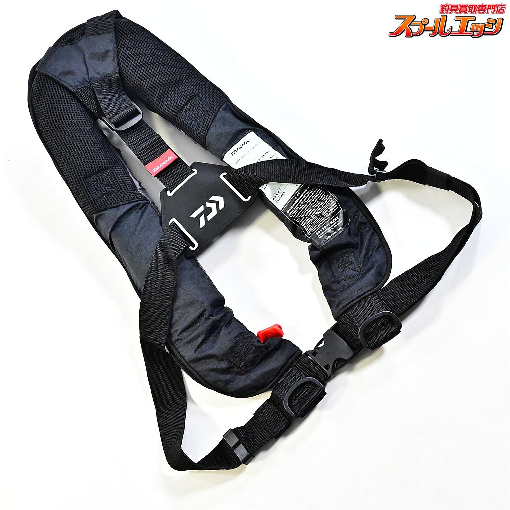 【ダイワ】 オートインフレータブル ウォッシャブル ライフジャケット DF-2007 ブラックカモ 19年7月製造分 DAIWA K_100