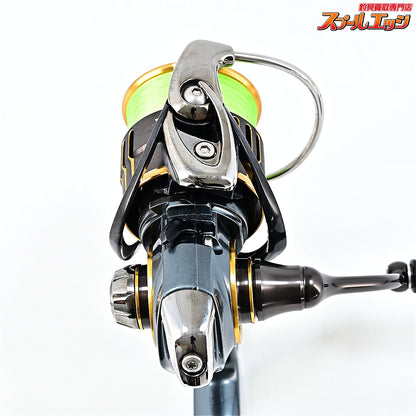 【ダイワ】 17セオリー 2004H SLPW Iシェイプザイオンノブ クリアブラック装着 DAIWA THEORY