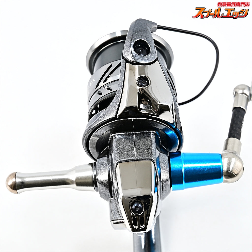 【シマノ】 21コンプレックス XR C2000 F4 HG ZPIカーボンハンドル 47.5mm&IOS アクリスタノブ クリアブルー&シマノ純正リールスタンド装着 SHIMANO COMPLEX