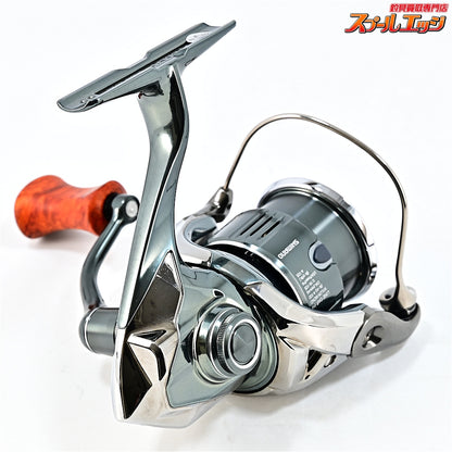 【シマノ】 22ステラ C2000SHG カスタムウッドハンドルノブ装着 SHIMANO STELLA