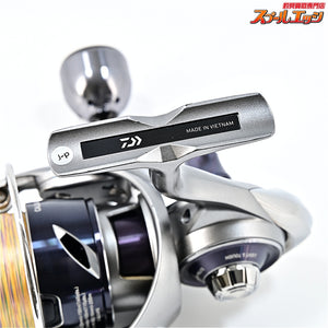 【ダイワ】 25カルディア LT 3000S-CXH ゴメクサス 30mmラウンドパワーノブ装着 DAIWA CALDIA