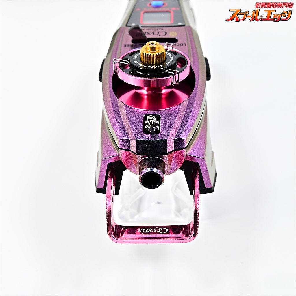 【ダイワ】 クリスティア ワカサギ AIR マットピンクムーブ 限定仕様 ふんばるレッグプレートロング&アルミスプールAIR&ファクトリ−b クリスティアワカサギAIR用ステッカー装着 DAIWA CRYSTIA WAKASAGI