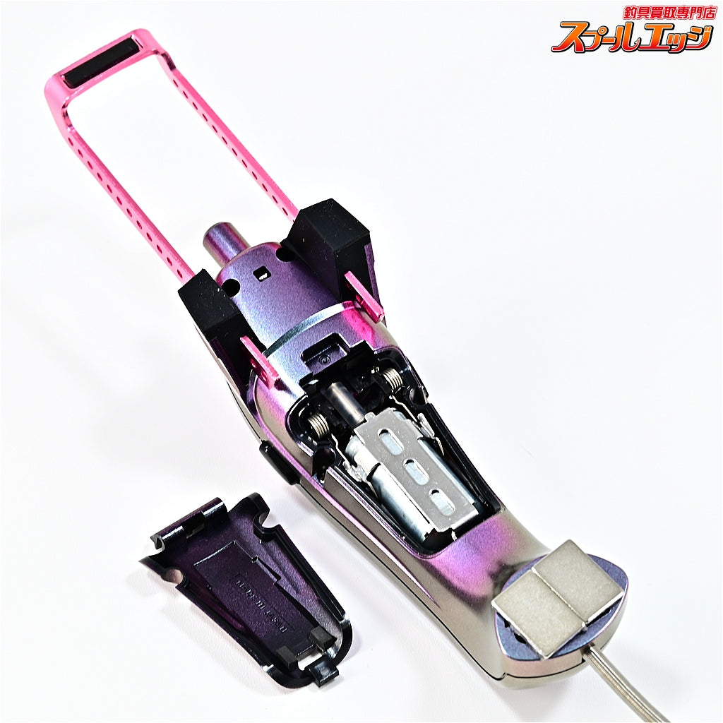 【ダイワ】 クリスティア ワカサギ AIR マットピンクムーブ 限定仕様 ふんばるレッグプレートロング&アルミスプールAIR&ファクトリ−b クリスティアワカサギAIR用ステッカー装着 DAIWA CRYSTIA WAKASAGI