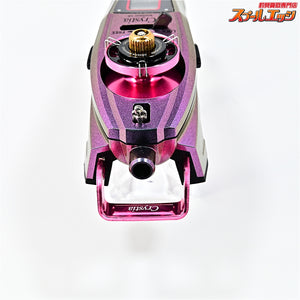 【ダイワ】 クリスティア ワカサギ AIR マットピンクムーブ 限定仕様 ふんばるレッグプレートロング&アルミスプールAIR装着 DAIWA CRYSTIA WAKASAGI
