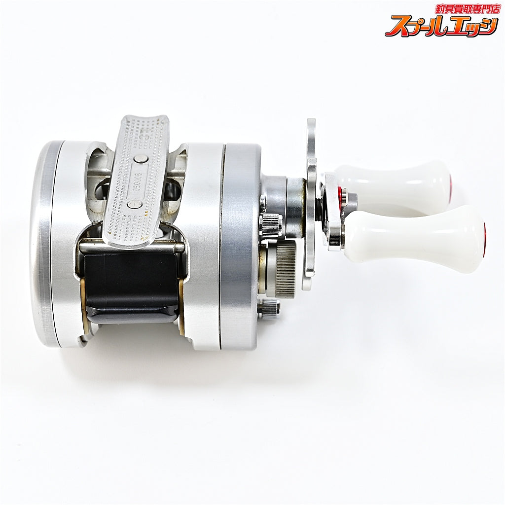 【アブガルシア】 アンバサダー モラム SX1601C ハイスピード アベイルSトラッドハンドル80mm&POMノブホワイト装着 Abu Garcia ambassador Morrum Hi-Speed