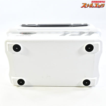 【ダイワ】 ライトトランク3 VSS 2000R シルバー 6面真空 クーラーボックス 20L DAIWA LIGHT-TRUNK III K_170