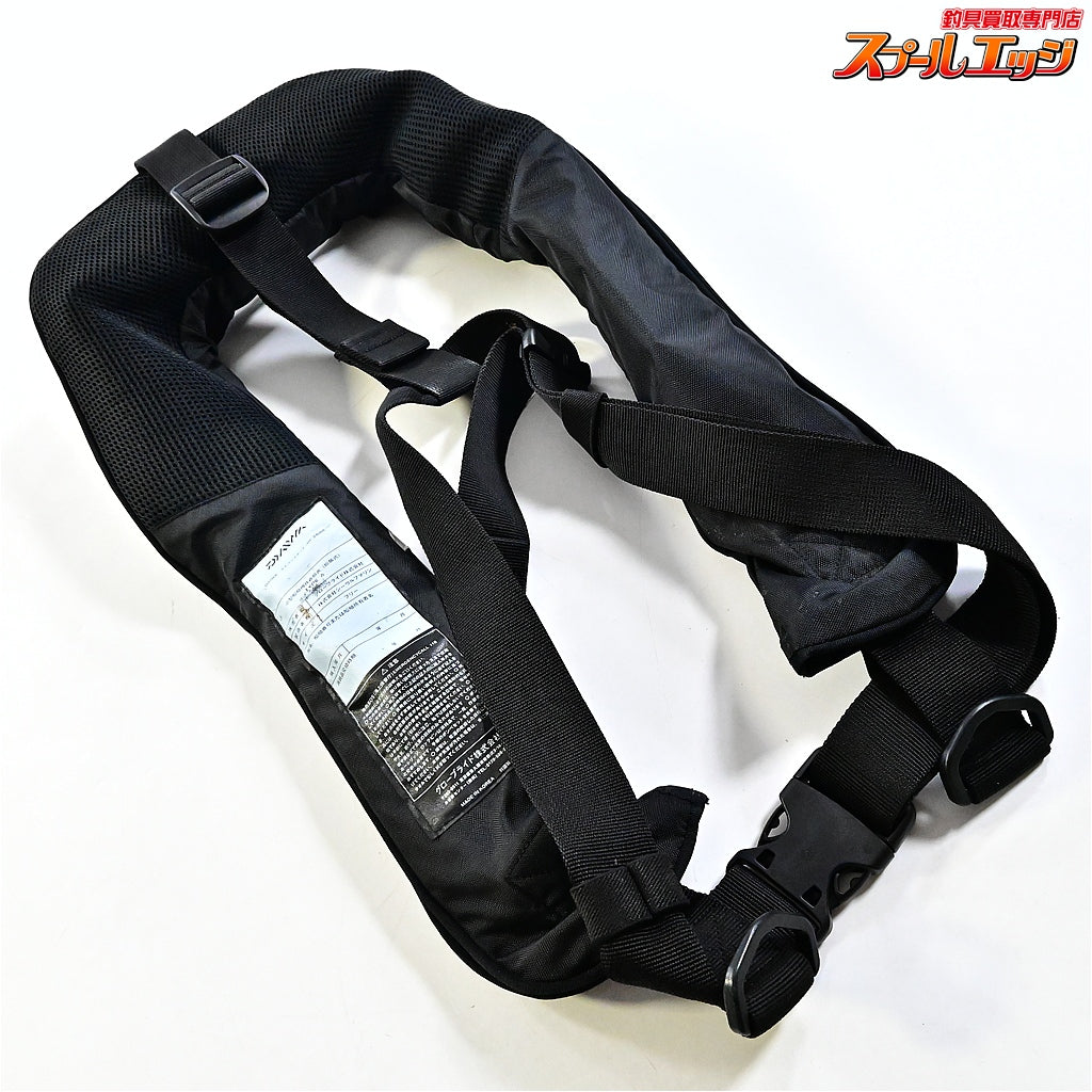 【ダイワ】 インフレータブル ライフジャケット DF-2608 ブラック 2018年5月製造分 桜マーク有 肩掛け DAIWA LIFE Jacket K_060