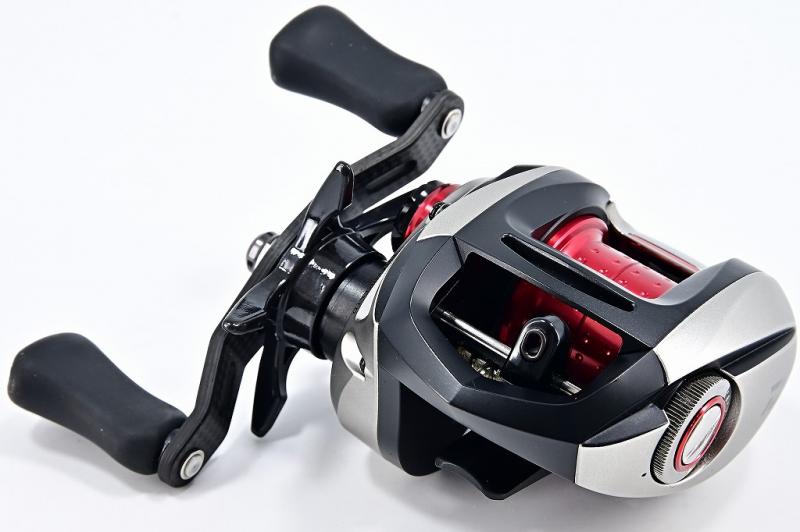 ダイワ(DAIWA) ベイトリール 18 SV LIGHT LTD 6.3R-TN (2018モデル