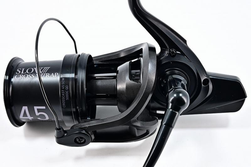 春夏秋冬の最新作商品 DAIWA クロスキャスト 45SCW5000C QD スポーツ