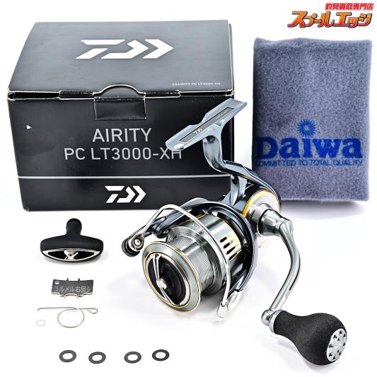 【ダイワ】 23エアリティ PC LT 3000-XH RCSカスタムハンドルノブ装着 DAIWA AIRITY