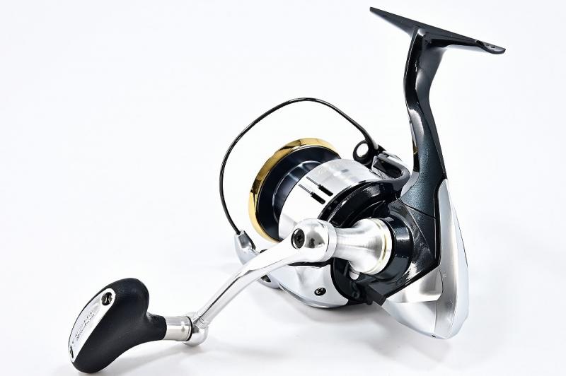 SHIMANO 12ヴァンキッシュ C3000HG - リール