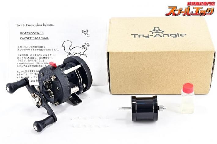 TRYANGLE記念モデルベイトリールBC420SSSCh-T3DKBLACK一体成型サイド