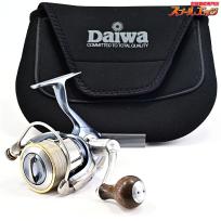 【ダイワ】 05セルテート 2506 フィネスカスタム アイズファクトリーRCSエギングウッドノブ29mm装着 DAIWA CERTATE FINESSE CUSTOM