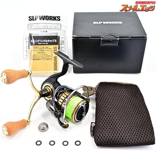 【ダイワxSLPワークス】 19セルテート カスタムボディ LT 2500-XH SLPW EX LT2500Sスプール&RCS22マシンカットライトダブルハンドル90mm&パワーライトコルクノブ装着 DAIWA CERTATE